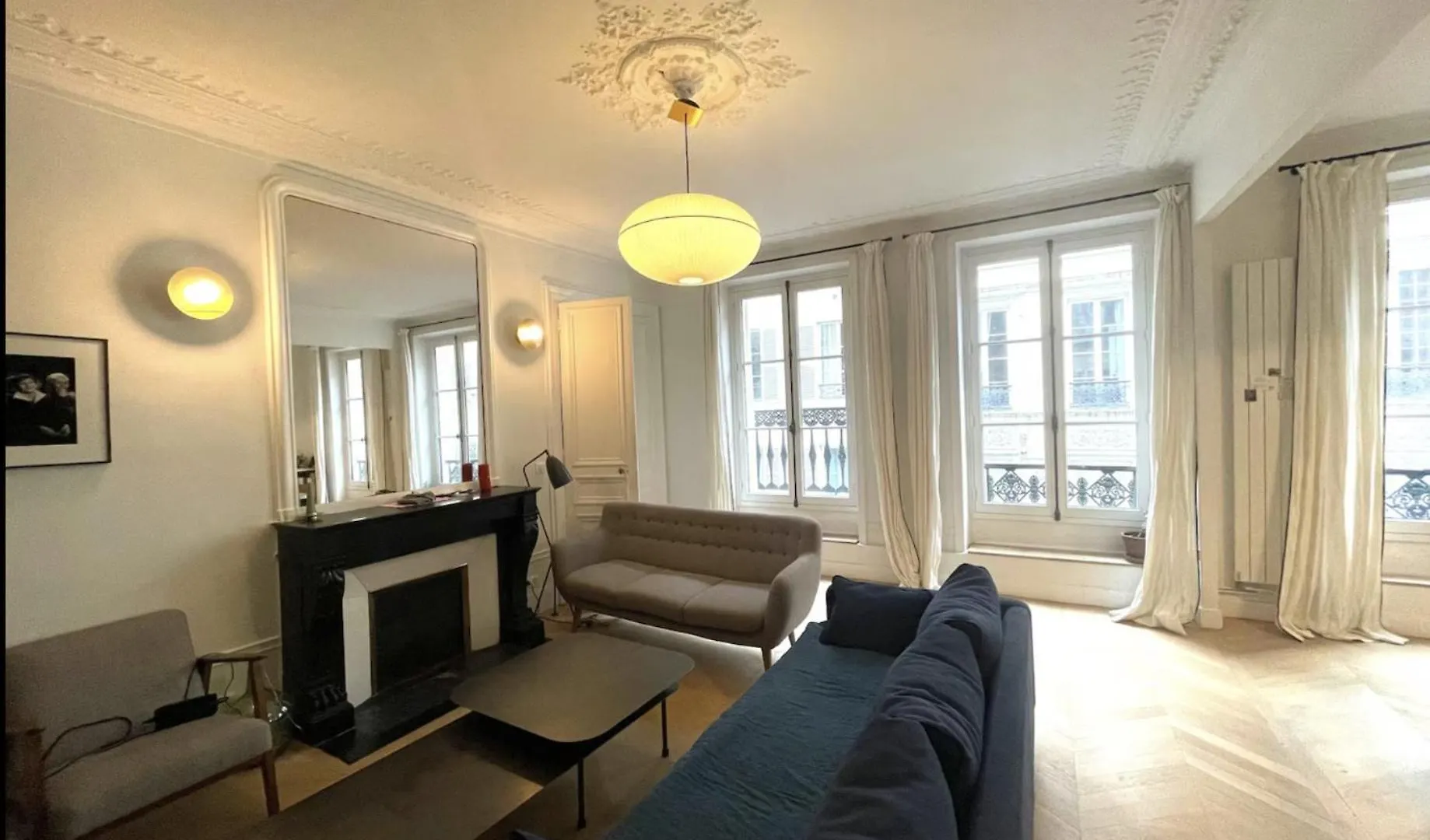 Lägenhet 3 Bedrooms In Montmartre Paris